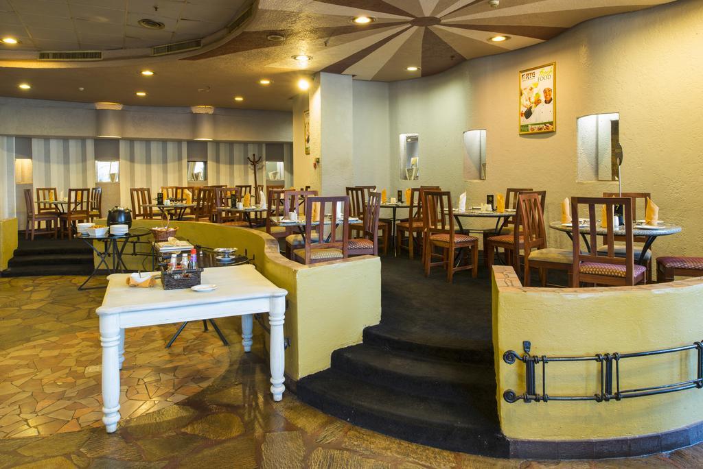 Rainbow Towers Hotel & Conference Centre Harare Eksteriør bilde