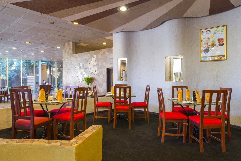 Rainbow Towers Hotel & Conference Centre Harare Eksteriør bilde